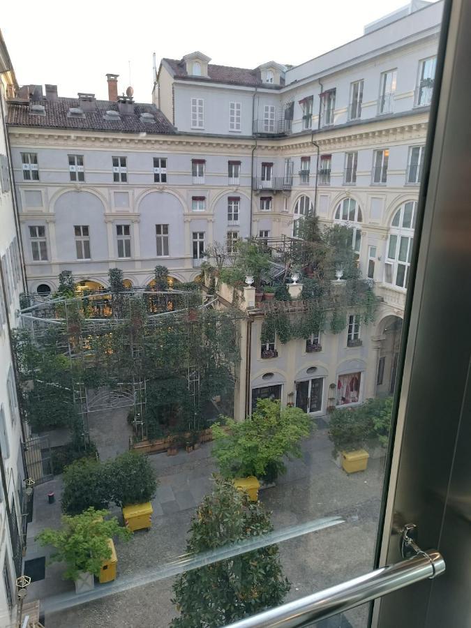 Ynh Bilo Sancarlo Museo Egizio Piazza San Carlo Lägenhet Turin Exteriör bild