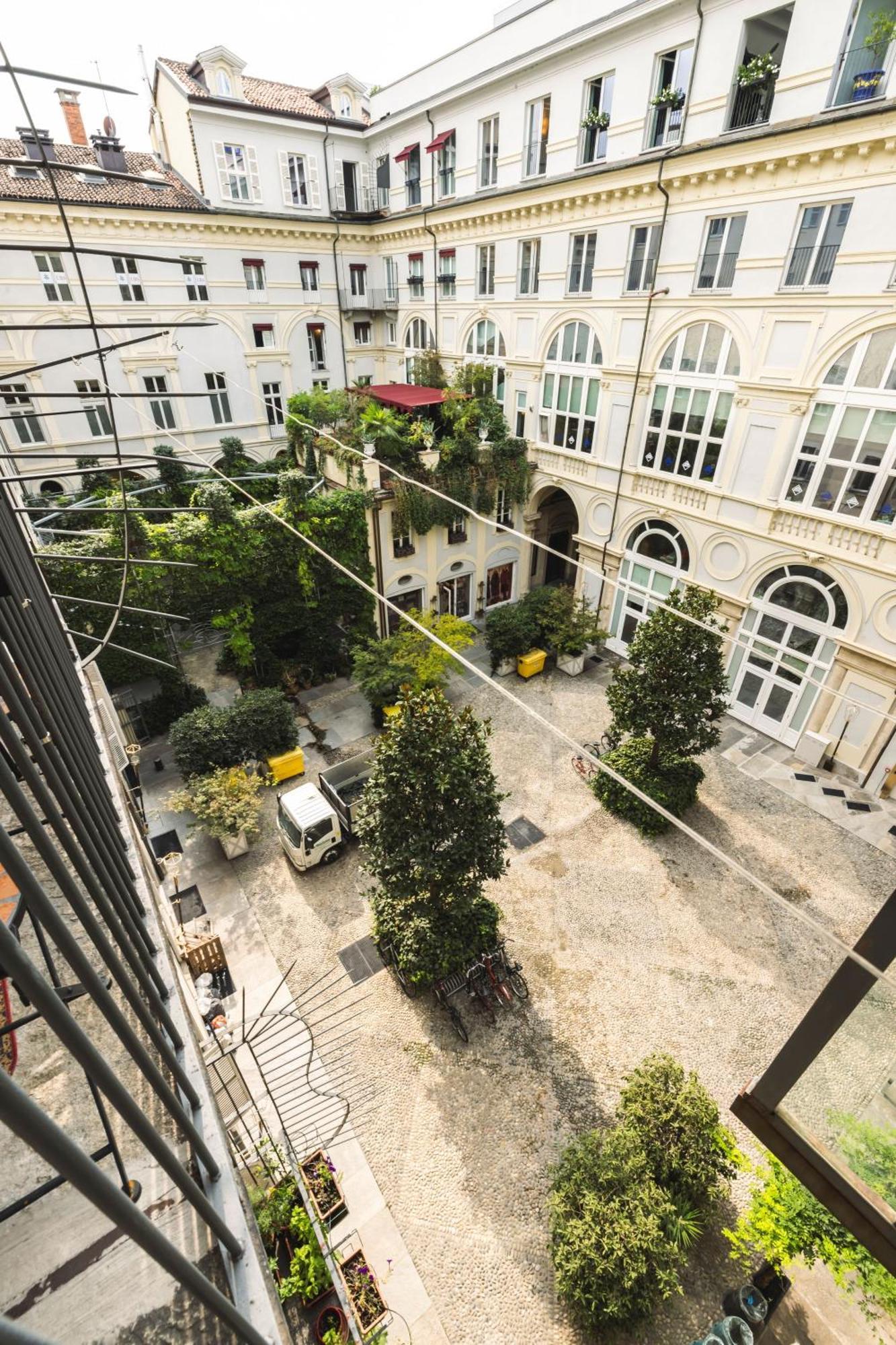 Ynh Bilo Sancarlo Museo Egizio Piazza San Carlo Lägenhet Turin Exteriör bild